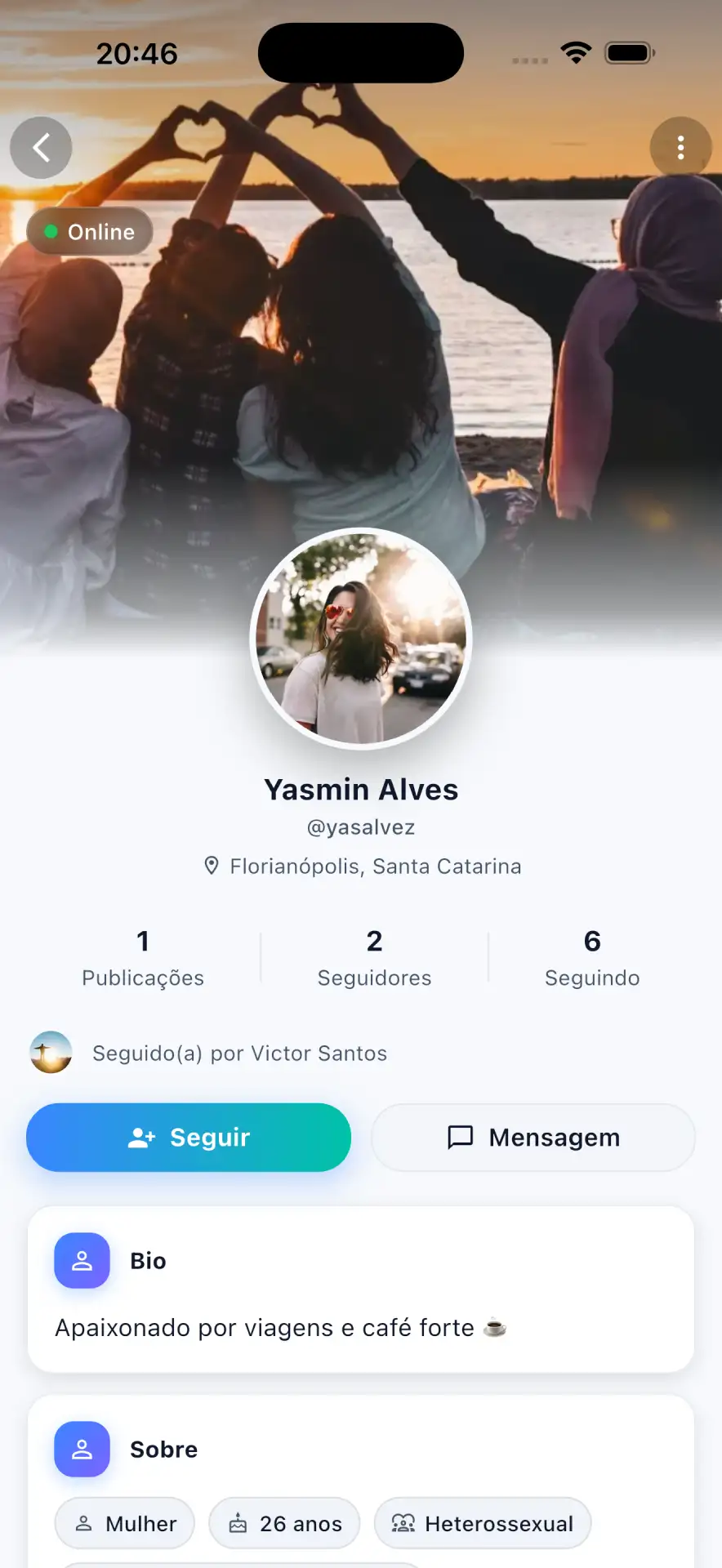 Perfil de outra pessoa no Levii, com seguir, mensagem e bio